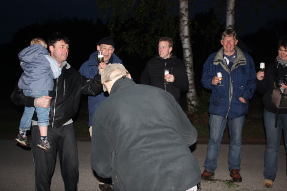 Ballonvaart met 12 personen van Eindhoven naar Valkenswaard