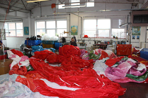 Ophalen van de PH-BBS bij Cameron balloons in Bristol