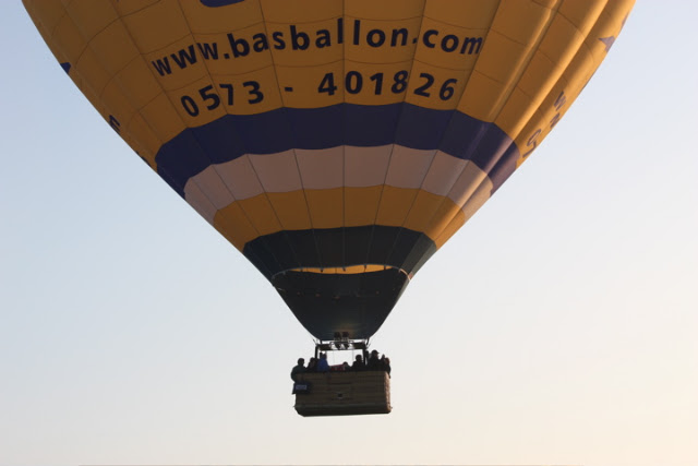 ochtend ballonvaart op tweede paasdag van Harfsen naar Borne