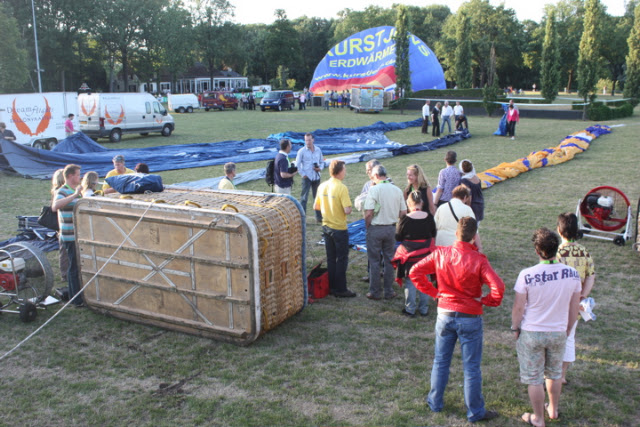 Ballonvaart vanuit Eindhoven naar Mill tijdens Eindhoven ballooning.