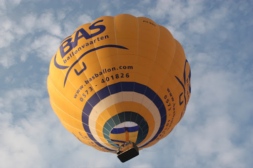 Internationale ballonvaart van Almelo naar neuenhaus Duitsland.