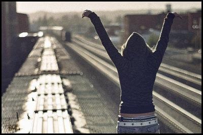 [girl tracks[4].jpg]