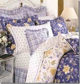 laura-ashley-emilie-bedding