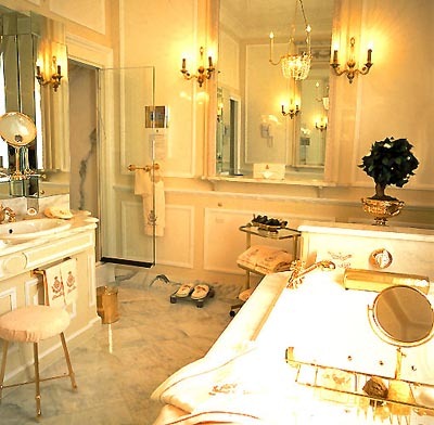 [coco chanel suite Bathroom[5].jpg]