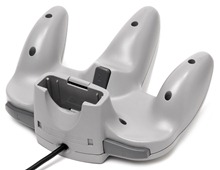Traseira do controle do N64, com destaque para a entrada do Rumble Pak e o Z Trigger - A História dos Vídeo Games - Nintendo Blast Traseira do controle do N64, com destaque para a entrada do Rumble Pak e o Z Trigger - A História dos Vídeo Games - Nintendo Blast