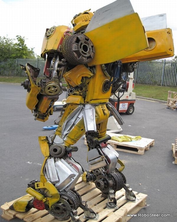 [bumblebee_75.jpg]