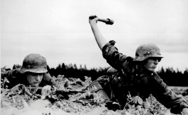 [segunda_guerra_4[4].jpg]