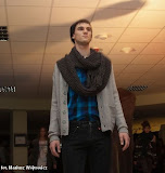 model: Mateusz Trumpus  stylizacja: Adam Szyda & Grzegorz Konieczny  zdjęcie: Mariusz Wójtowicz   Spodnie - New Yorker  Koszula - New Yorker  Sweter - New Yorker  Czapka - New Yorker  Szalik - New Yorker