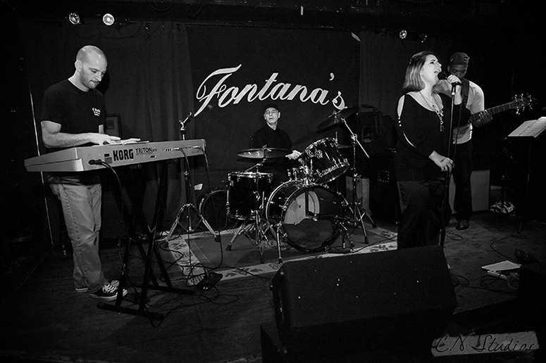 Melissa Otero live