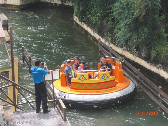 [Sunway Lagoon (2010-01-31 13-21-21)[8].jpg]