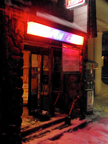 Hunter karaoke bar
