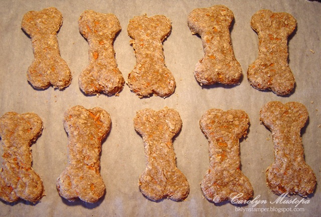 [doggie-treats2[3].jpg]
