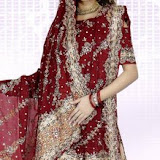 Models%20in%20Wedding%20Dresses7 Models in Wedding Dresses