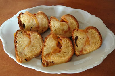 SchwÃ¤bischer Pflaumenkuchen /Swabian Plum Cake