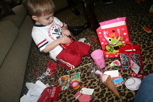 [Valentine's Playgroup and more 019[3].jpg]