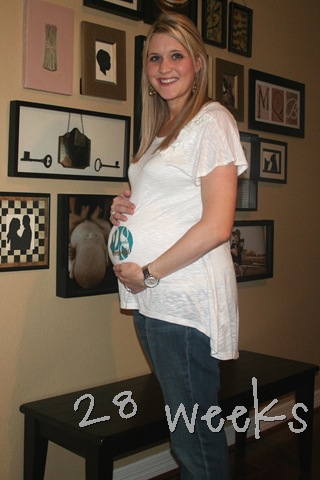 [Copy of more H, 28 weeks 033[11].jpg]