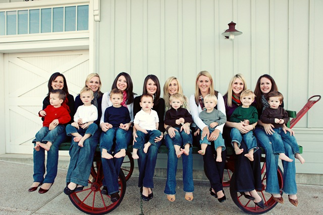 [Playgroup Photo Shoot November 2009 018[3].jpg]