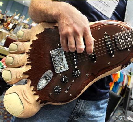 big-foot-guitar