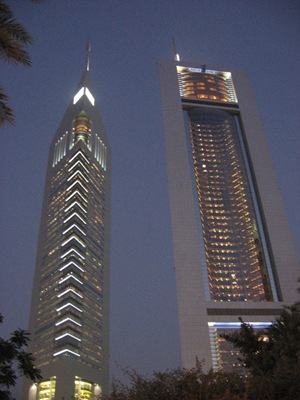 [Jumeirah Emirates Towers[3].jpg]