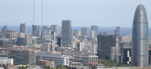 [Barcelona Finance Center[1].jpg]