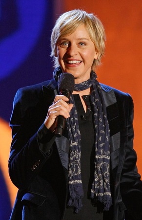 [Ellen DeGeneres[2].jpg]
