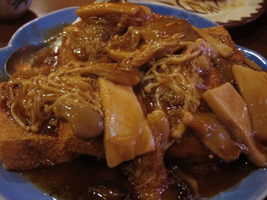 Goose Intestines on Bean Sprouts