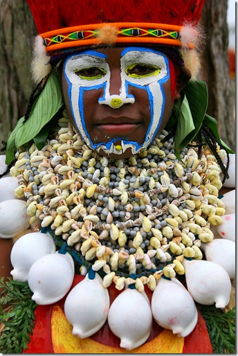 Eric Lafforgue - Papua New Guinea - shells decoration