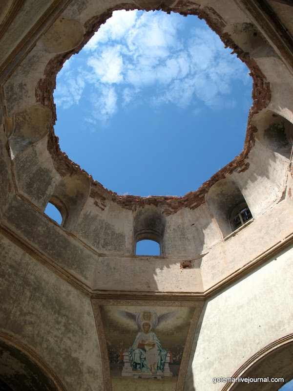 Село Дергачи. Церковь Архангела Михаила. 