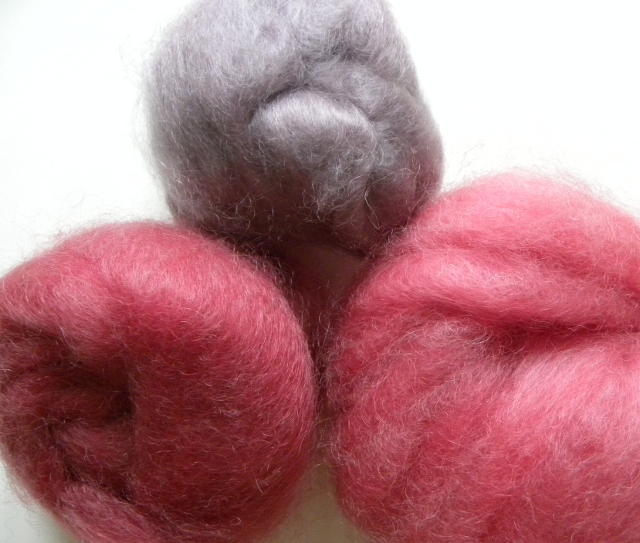 http://lh6.ggpht.com/_NB40pibMxVs/TGpYQWlqLWI/AAAAAAAAC5g/0DpKKCMXIYQ/s800/bois-rouge_violet-rose.jpg