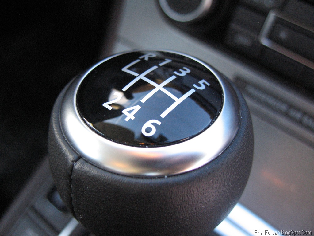 [Volkswagen Passat 2011 TDI Masters BlueMotion 019[2].jpg]