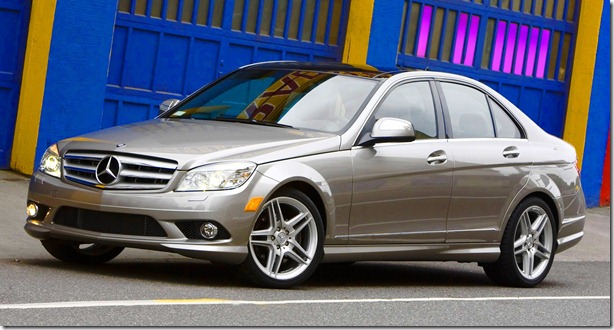Mercedes-Benz-C-Class-widescreen-09