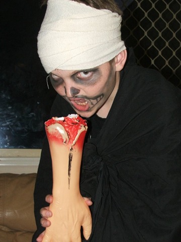 [halloween_chris[3].jpg]