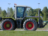 Claas_Xerion_4.jpg