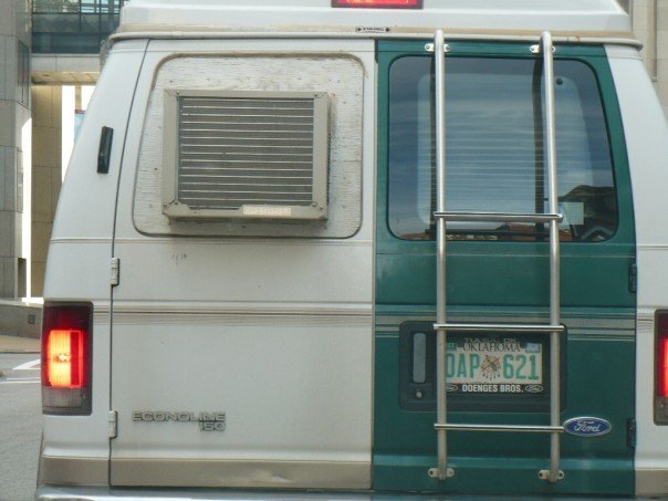 [van with air[2].jpg]