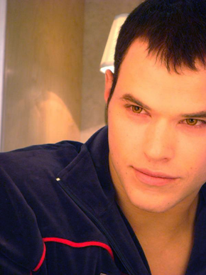 Kellan Lutz en luna nueva