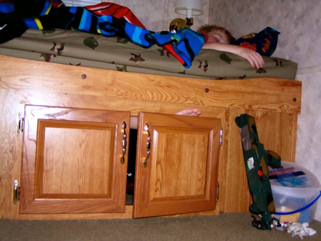 [secret bed[4].jpg]
