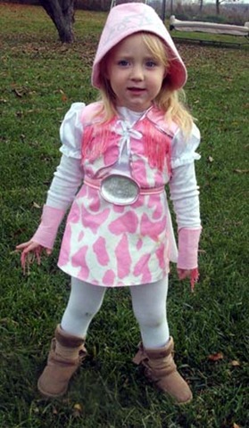 [Beggars Night - Kennedy as Cowgirl[3].jpg]