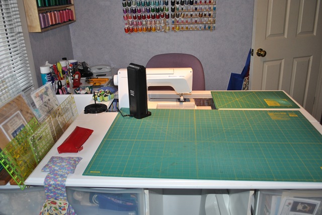 [Clean Sewing Room 008[3].jpg]