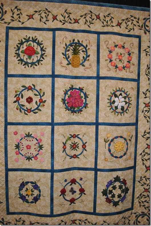 Quilts in the Gardens 2011 064