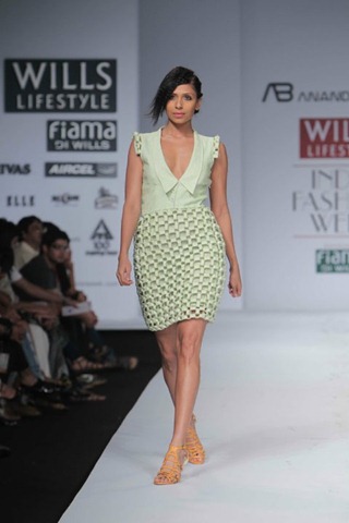 [WIFW SS 2011 collection by Anand Bhushan's [6].jpg]