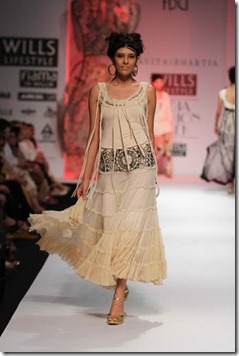 WIFW SS2011 Collection by Kavita Bhartia25