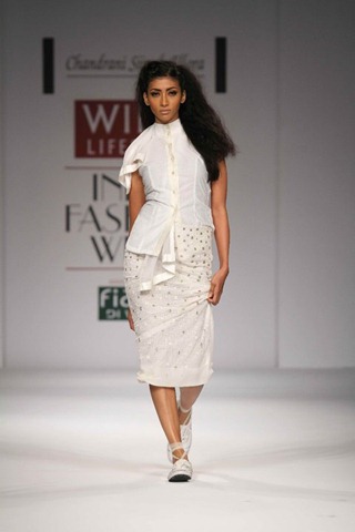 [WIFW SS 2011 collection by Chandrani Singh Fllora 11[6].jpg]