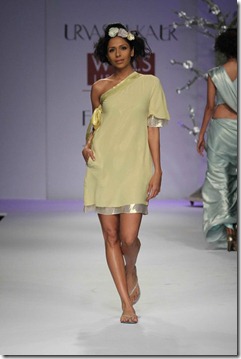 WIFW SS 2011collection by Urvashi Kaur  (15)