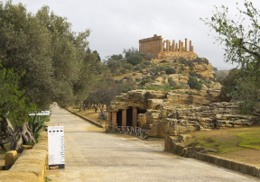 Sizilien bietet eine ereignisreiche Geschichte - Dies sieht man z.B. im Tal der Tempel bei Agrigento