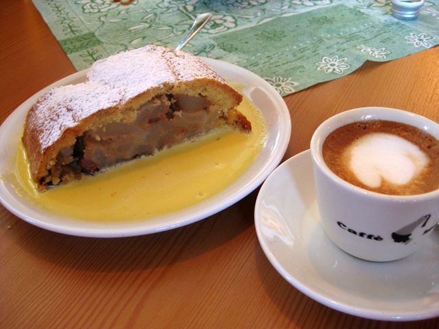 [JanFeb2010Italy5873.jpg]