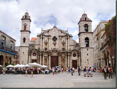 800px-Havana_Cathedral