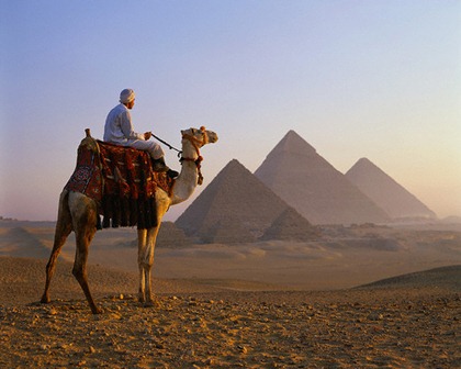 [piramides_egipto[3].jpg]
