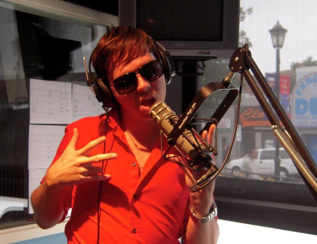 Sean Goes on 91.5 the Beat
