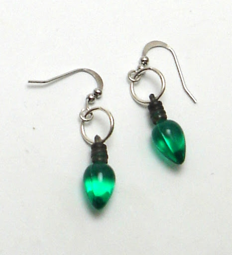 Post Thumbnail of Earrings - Xmas Green