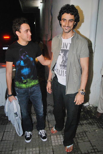 CLICK THE ABOVE ARROW TO ZOOM THE IMAGE